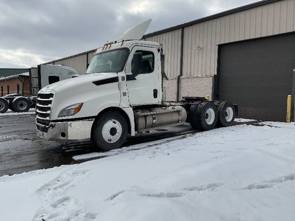Day Cab Tractor-Heavy Duty Tractors-Freightliner-2019-T12664ST-La Porte-IN-473,651\n\t\tmiles-$ 46,000 - Image 3