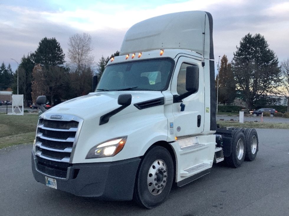 Day Cab Tractor-Heavy Duty Tractors-Freightliner-2019-T12664ST-Lacey-WA-433,260\n\t\tmiles-$ 44,750 - Image 3