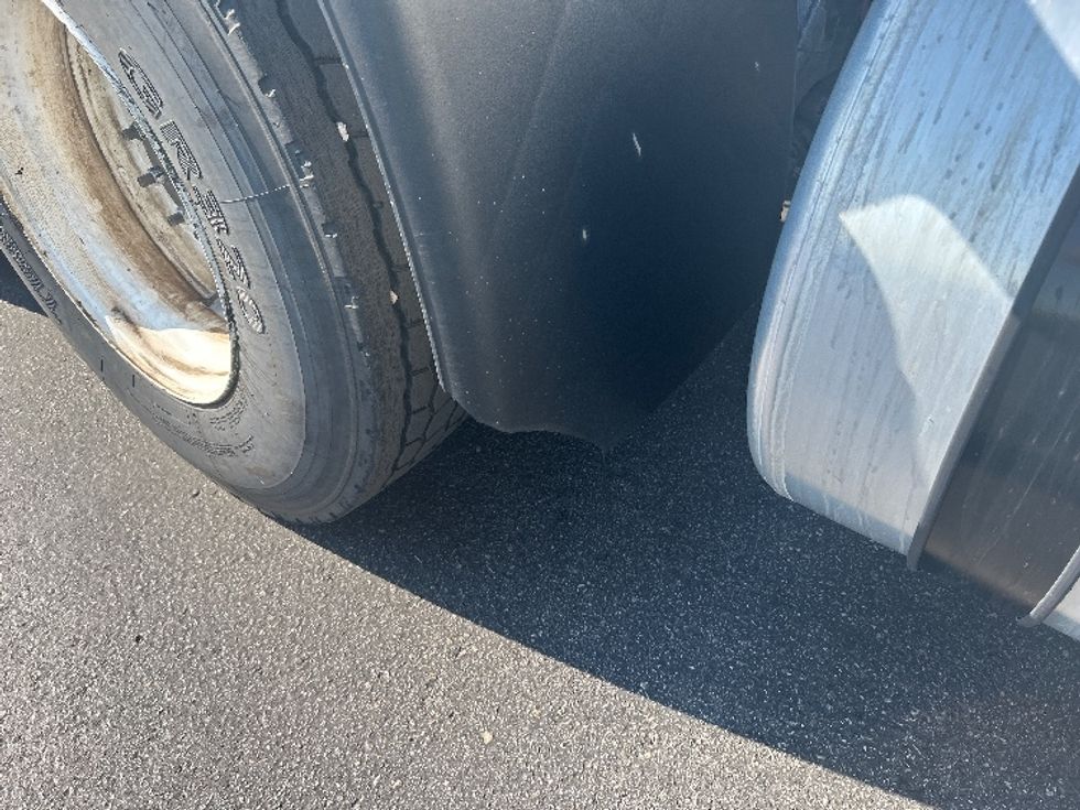 Day Cab Tractor-Heavy Duty Tractors-Freightliner-2019-T12664ST-Las Vegas-NV-227,125\n\t\tmiles-$ 60,500 - Image 18