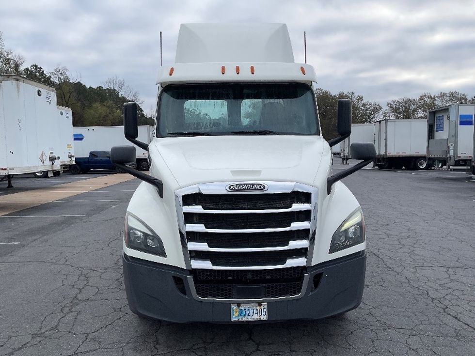 Day Cab Tractor-Heavy Duty Tractors-Freightliner-2019-T12664ST-Little Rock-AR-423,708\n\t\tmiles-$ 45,000 - Image 2