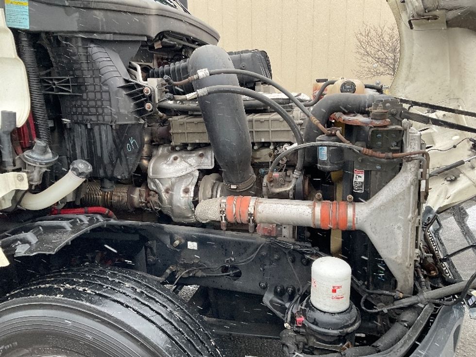 Day Cab Tractor-Heavy Duty Tractors-Freightliner-2019-T12664ST-Londonderry-NH-237,167\n\t\tmiles-$ 47,250 - Image 15