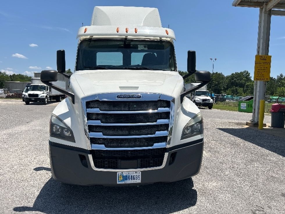 Day Cab Tractor-Heavy Duty Tractors-Freightliner-2019-T12664ST-Loxley-AL-514,584\n\t\tmiles-$ 41,500 - Image 2