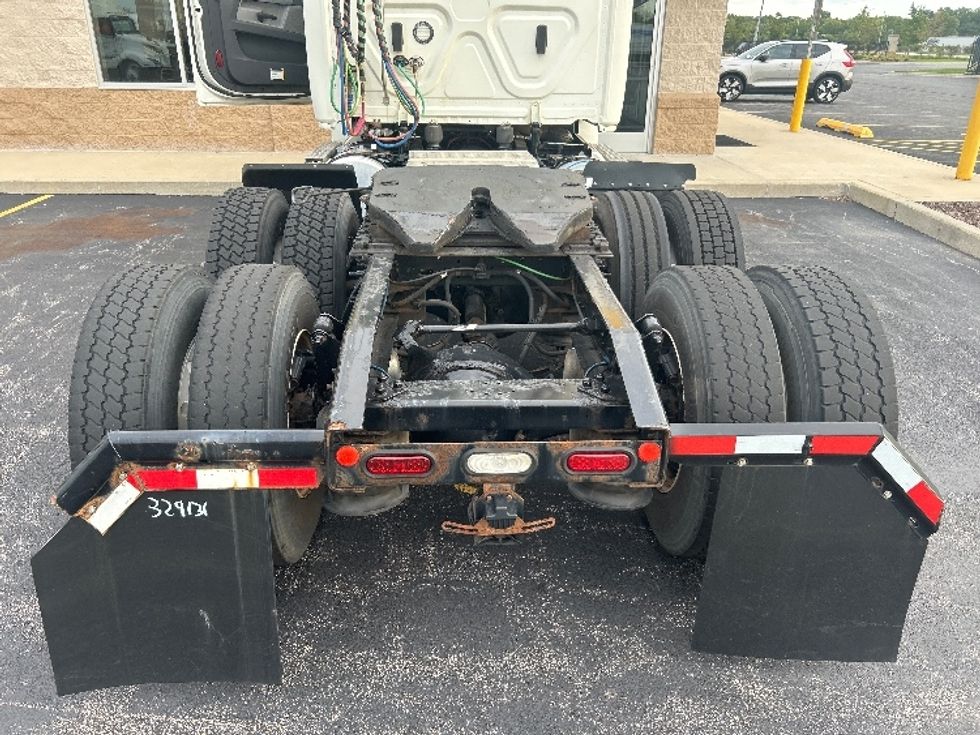 Day Cab Tractor-Heavy Duty Tractors-Freightliner-2019-T12664ST-Melrose Park-IL-247,714\n\t\tmiles-$ 52,750 - Image 6