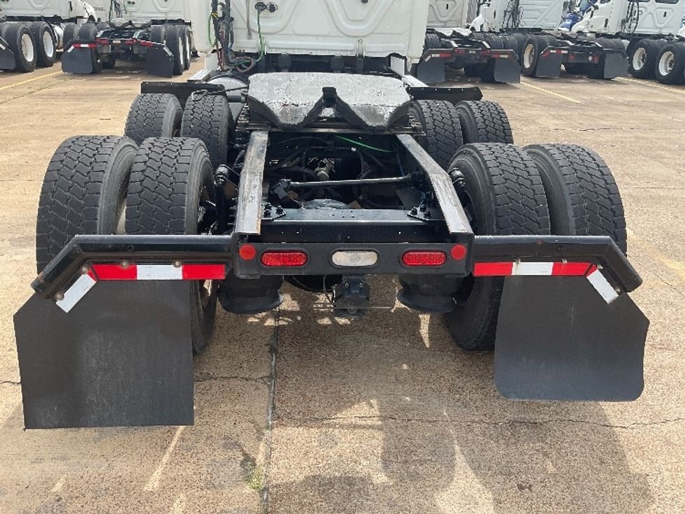 Day Cab Tractor-Heavy Duty Tractors-Freightliner-2019-T12664ST-Memphis-TN-339,972\n\t\tmiles-$ 64,750 - Image 6