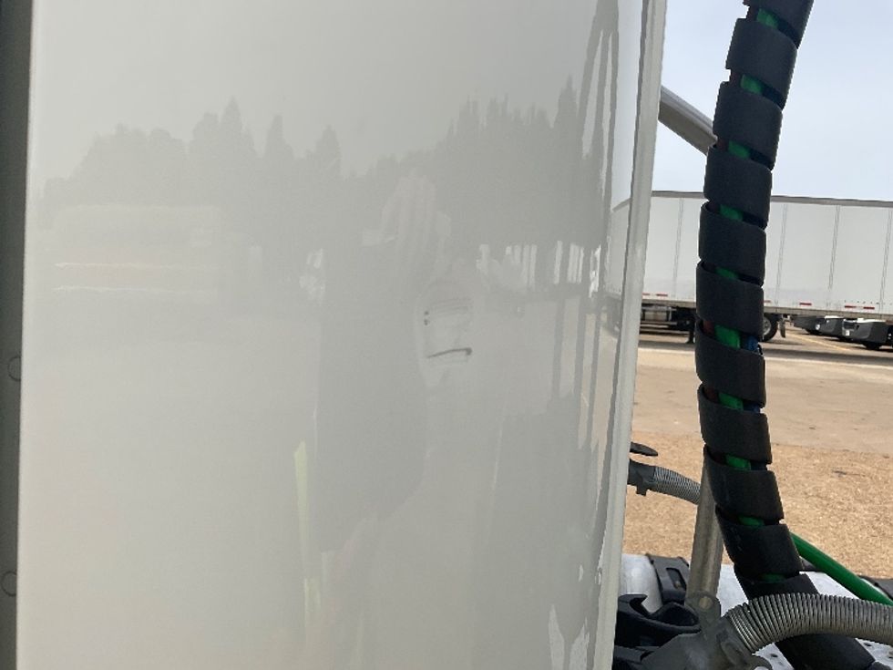 Day Cab Tractor-Heavy Duty Tractors-Freightliner-2019-T12664ST-Memphis-TN-344,060\n\t\tmiles-$ 64,500 - Image 18