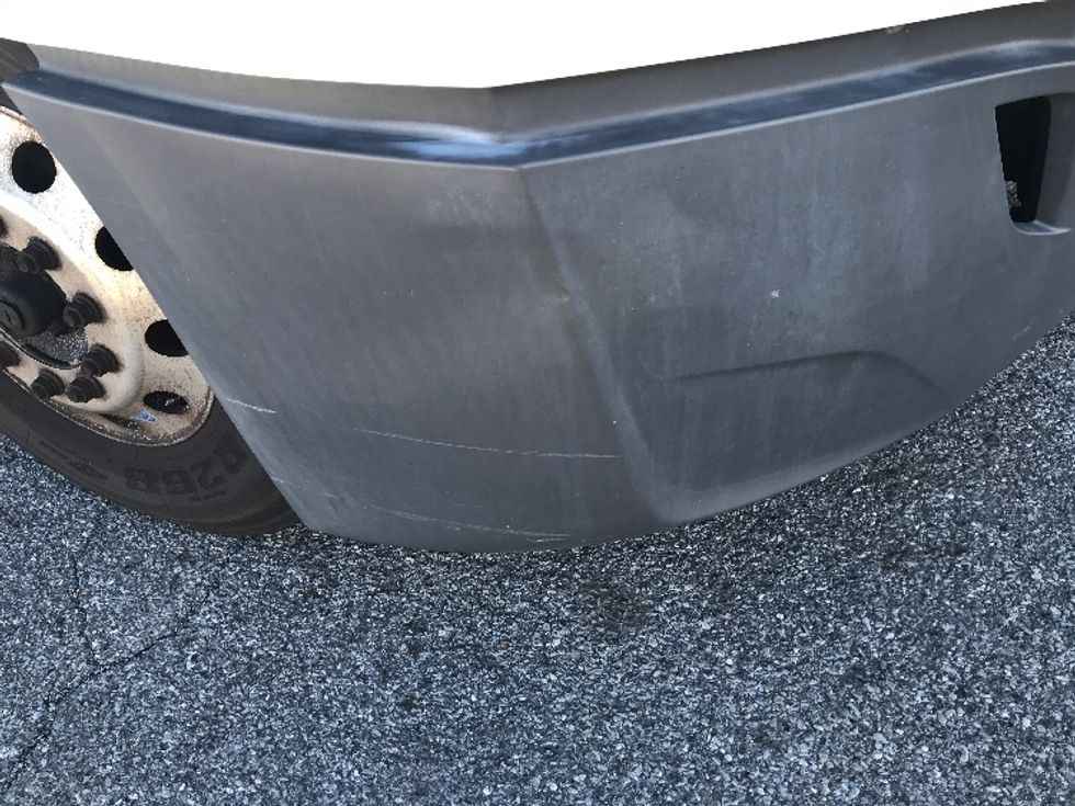 Day Cab Tractor-Heavy Duty Tractors-Freightliner-2019-T12664ST-Milford-DE-382,467\n\t\tmiles-$ 51,250 - Image 19