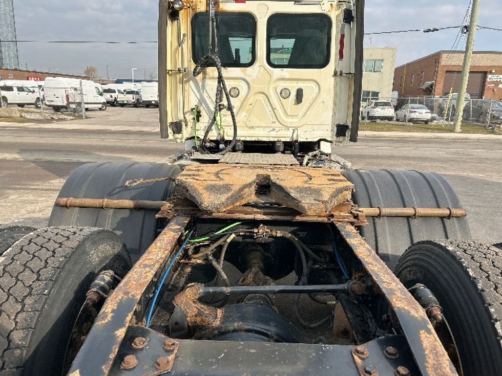 Day Cab Tractor-Heavy Duty Tractors-Freightliner-2019-T12664ST-Mississauga-ON-561,903\n\t\tkm-$ 54,750 - Image 6