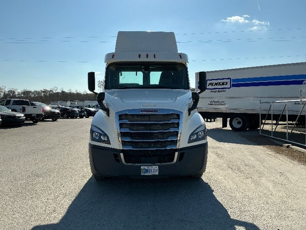 Day Cab Tractor-Heavy Duty Tractors-Freightliner-2019-T12664ST-Mobile-AL-253,387\n\t\tmiles-$ 52,500 - Image 2