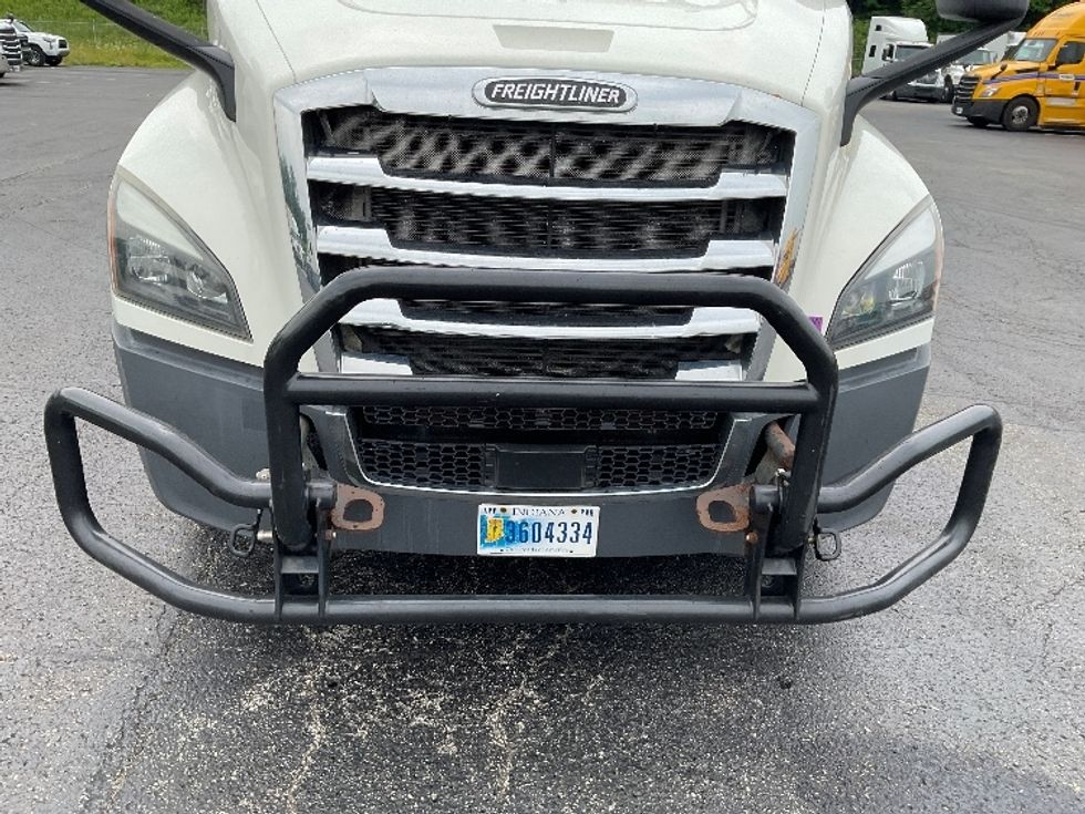Day Cab Tractor-Heavy Duty Tractors-Freightliner-2019-T12664ST-Mount Pleasant-PA-553,635\n\t\tmiles-$ 36,500 - Image 17