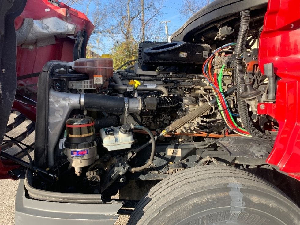 Day Cab Tractor-Heavy Duty Tractors-Freightliner-2019-T12664ST-Nashville (Mount Juliet)-TN-150,896\n\t\tmiles-$ 58,250 - Image 16