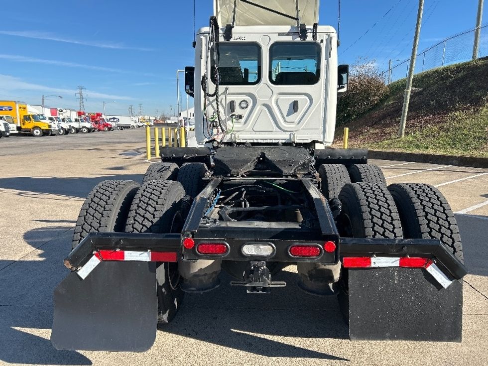 Day Cab Tractor-Heavy Duty Tractors-Freightliner-2019-T12664ST-Nashville (Mount Juliet)-TN-286,365\n\t\tmiles-$ 50,750 - Image 6