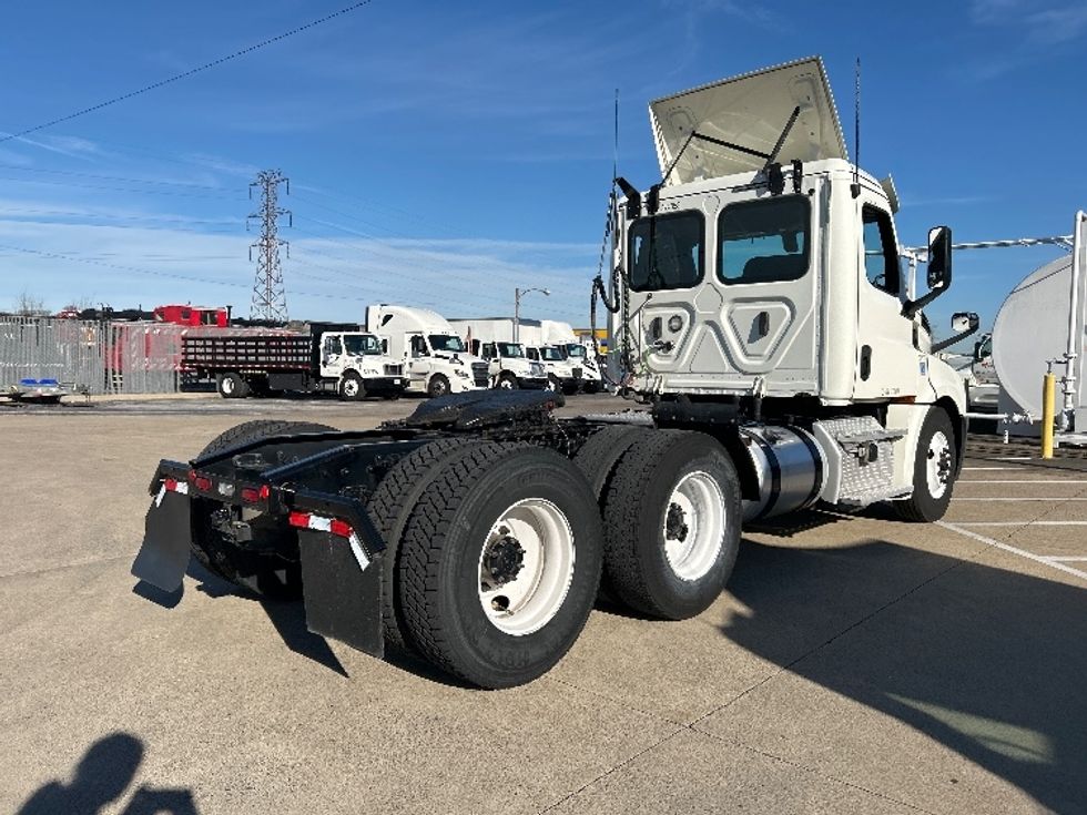 Day Cab Tractor-Heavy Duty Tractors-Freightliner-2019-T12664ST-Nashville (Mount Juliet)-TN-286,365\n\t\tmiles-$ 50,750 - Image 7
