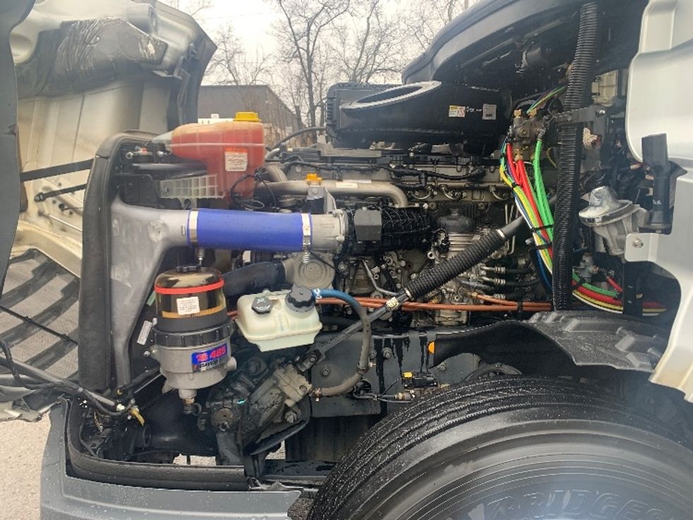 Day Cab Tractor-Heavy Duty Tractors-Freightliner-2019-T12664ST-Nashville (Mount Juliet)-TN-318,257\n\t\tmiles-$ 46,500 - Image 16