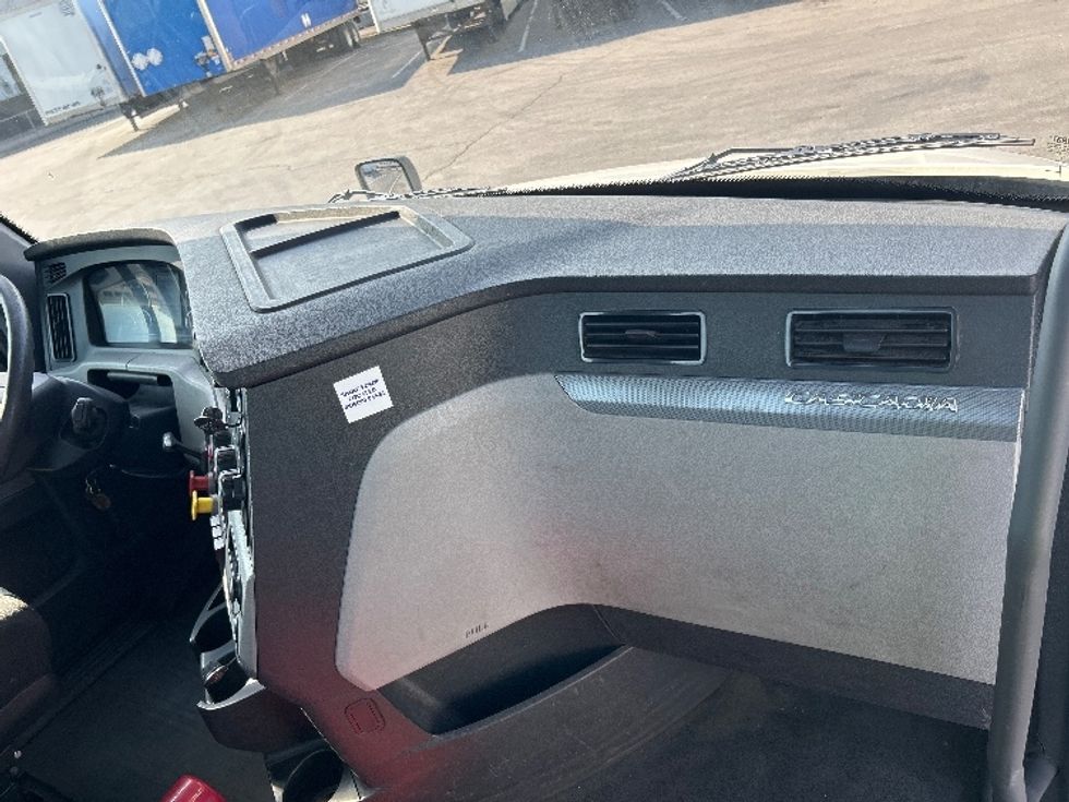 Day Cab Tractor-Heavy Duty Tractors-Freightliner-2019-T12664ST-Nashville (Mount Juliet)-TN-515,357\n\t\tmiles-$ 36,750 - Image 13