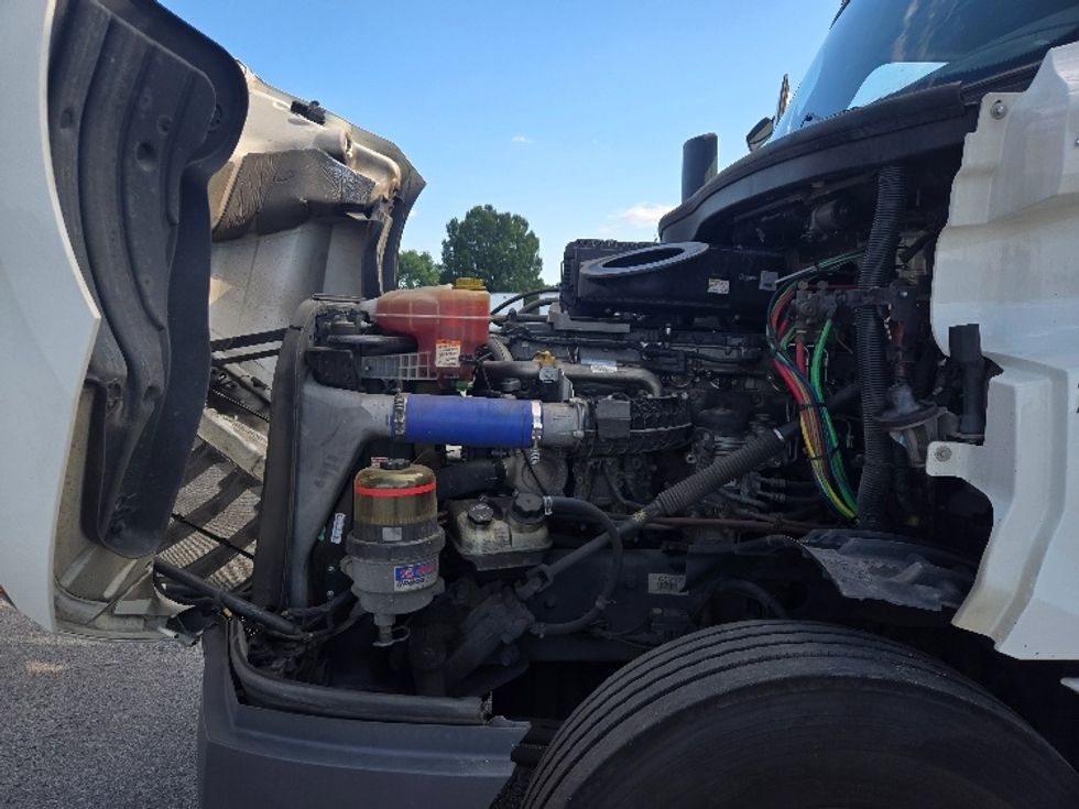 Day Cab Tractor-Heavy Duty Tractors-Freightliner-2019-T12664ST-Nashville (Mount Juliet)-TN-552,999\n\t\tmiles-$ 37,750 - Image 16