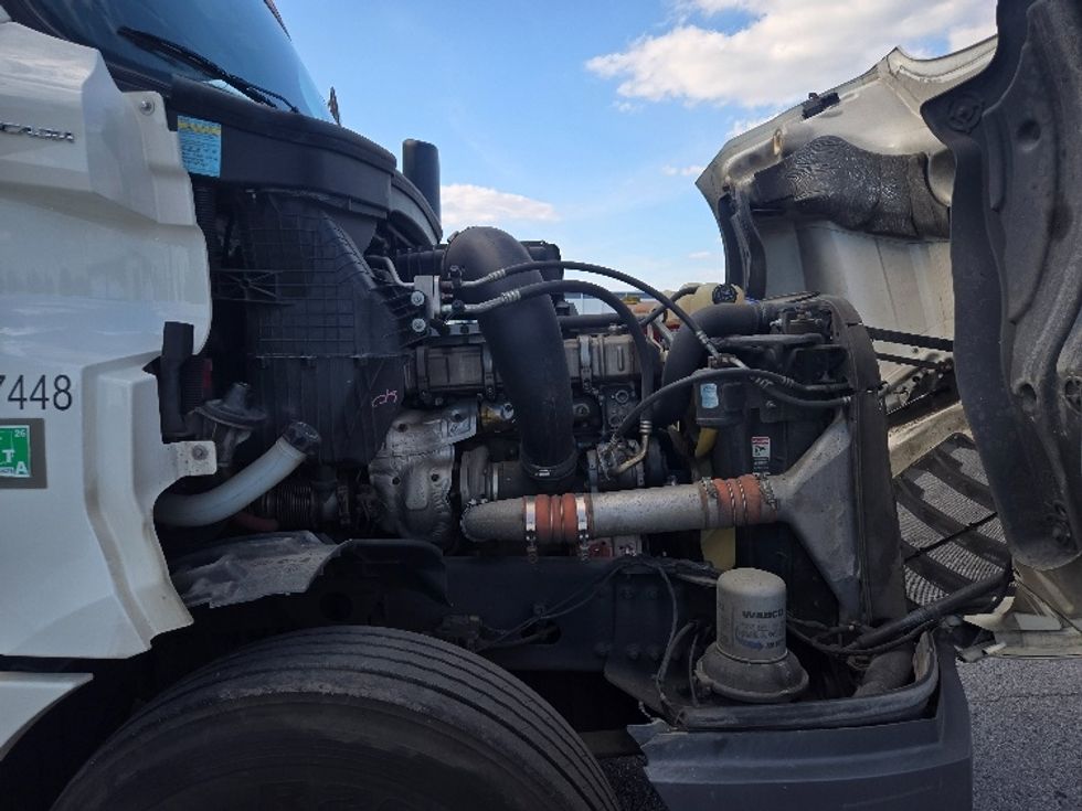 Day Cab Tractor-Heavy Duty Tractors-Freightliner-2019-T12664ST-Nashville (Mount Juliet)-TN-552,999\n\t\tmiles-$ 37,750 - Image 15