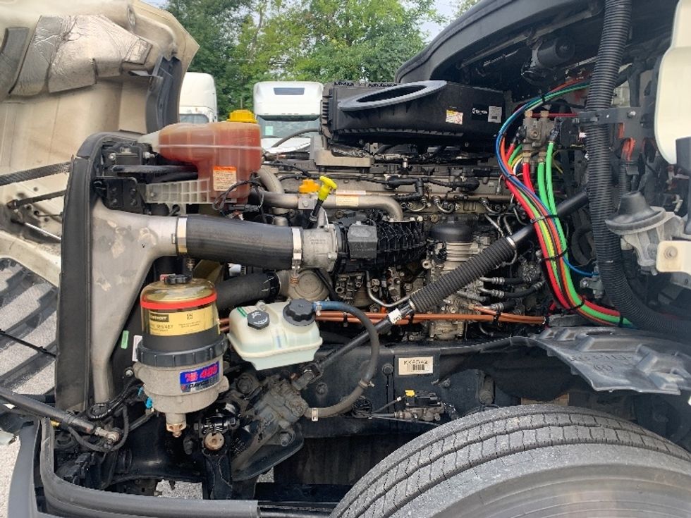 Day Cab Tractor-Heavy Duty Tractors-Freightliner-2019-T12664ST-Nashville (Mount Juliet)-TN-621,739\n\t\tmiles-$ 29,000 - Image 16