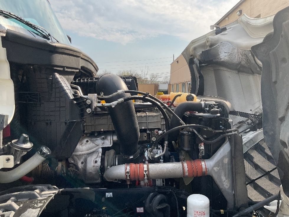 Day Cab Tractor-Heavy Duty Tractors-Freightliner-2019-T12664ST-Nashville (Mount Juliet)-TN-635,889\n\t\tmiles-$ 27,750 - Image 15