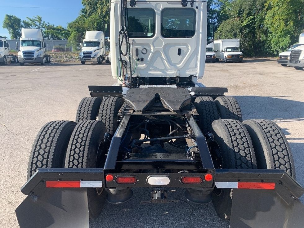 Day Cab Tractor-Heavy Duty Tractors-Freightliner-2019-T12664ST-Nashville (Mount Juliet)-TN-664,576\n\t\tmiles-$ 23,750 - Image 6