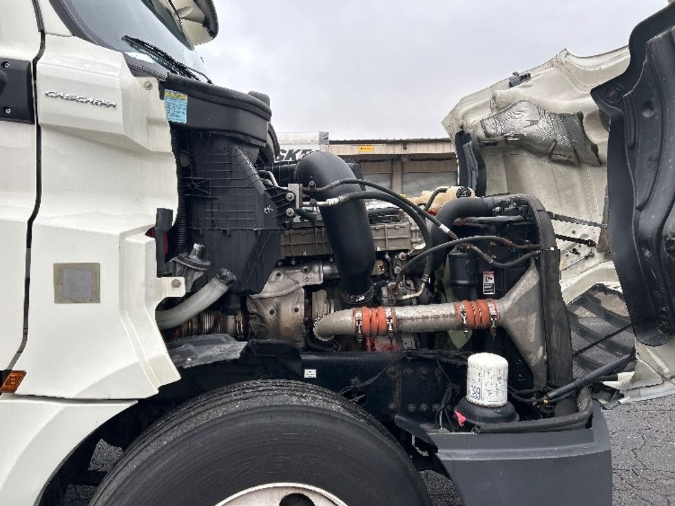 Day Cab Tractor-Heavy Duty Tractors-Freightliner-2019-T12664ST-Nashville (Mount Juliet)-TN-696,668\n\t\tmiles-$ 25,250 - Image 15