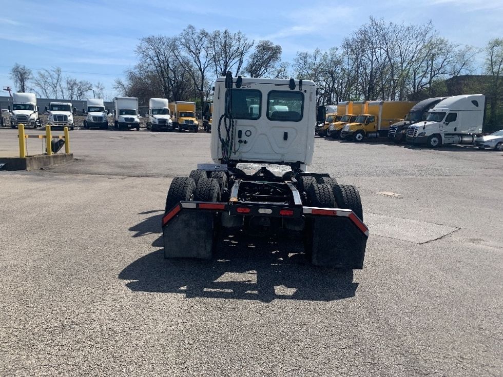 Day Cab Tractor-Heavy Duty Tractors-Freightliner-2019-T12664ST-Nashville-TN-289,495\n\t\tmiles-$ 48,750 - Image 6