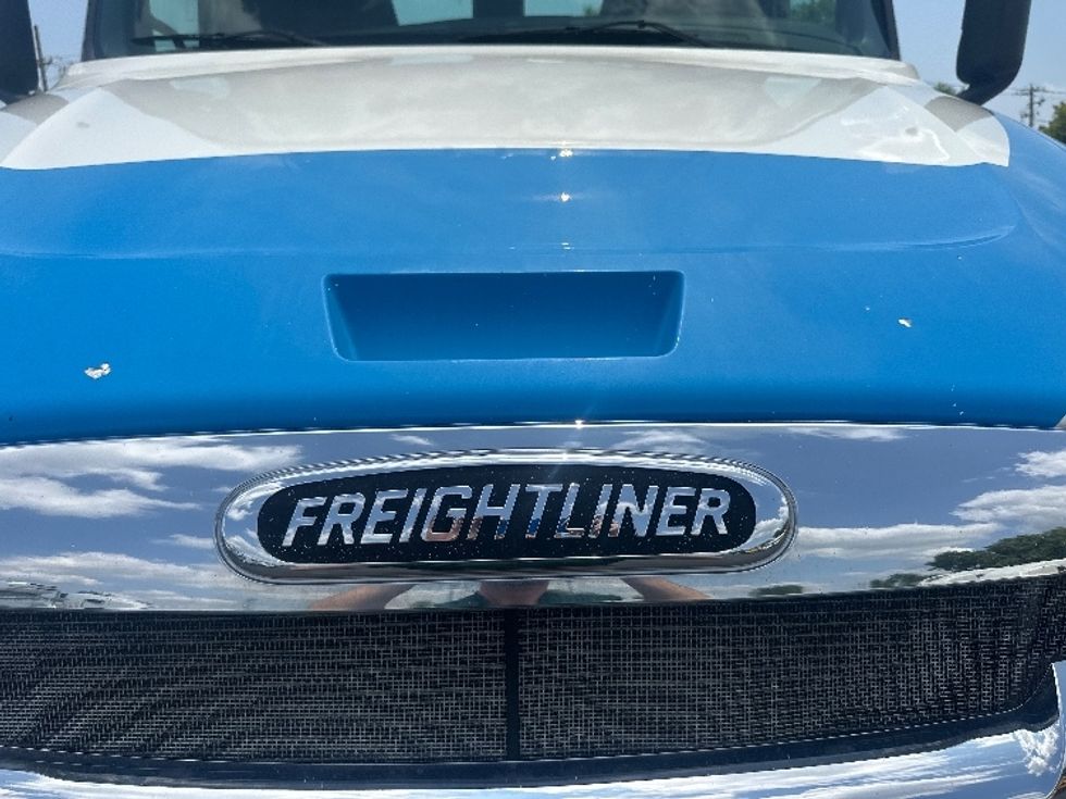 Day Cab Tractor-Heavy Duty Tractors-Freightliner-2019-T12664ST-New Castle-DE-420,393\n\t\tmiles-$ 44,250 - Image 19