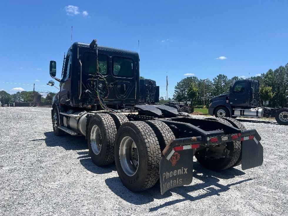 Day Cab Tractor-Heavy Duty Tractors-Freightliner-2019-T12664ST-Norcross-GA-440,088\n\t\tmiles-$ 46,500 - Image 5