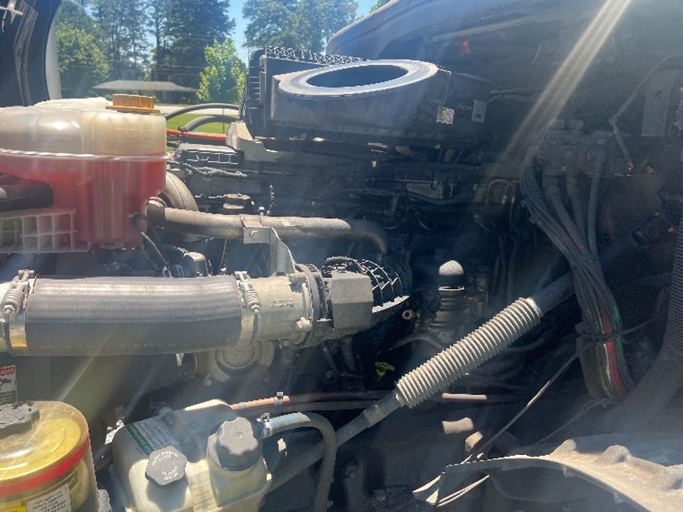 Day Cab Tractor-Heavy Duty Tractors-Freightliner-2019-T12664ST-Norcross-GA-503,103\n\t\tmiles-$ 50,000 - Image 16