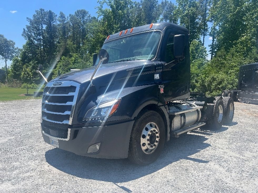 Day Cab Tractor-Heavy Duty Tractors-Freightliner-2019-T12664ST-Norcross-GA-503,103\n\t\tmiles-$ 50,000 - Image 3