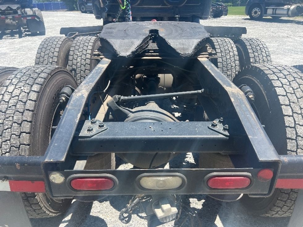 Day Cab Tractor-Heavy Duty Tractors-Freightliner-2019-T12664ST-Norcross-GA-503,103\n\t\tmiles-$ 50,000 - Image 6