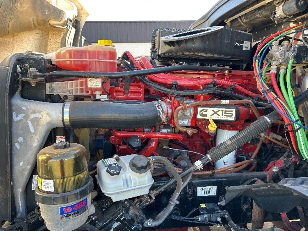 Day Cab Tractor-Heavy Duty Tractors-Freightliner-2019-T12664ST-Oklahoma City-OK-293,729\n\t\tmiles-$ 56,000 - Image 16