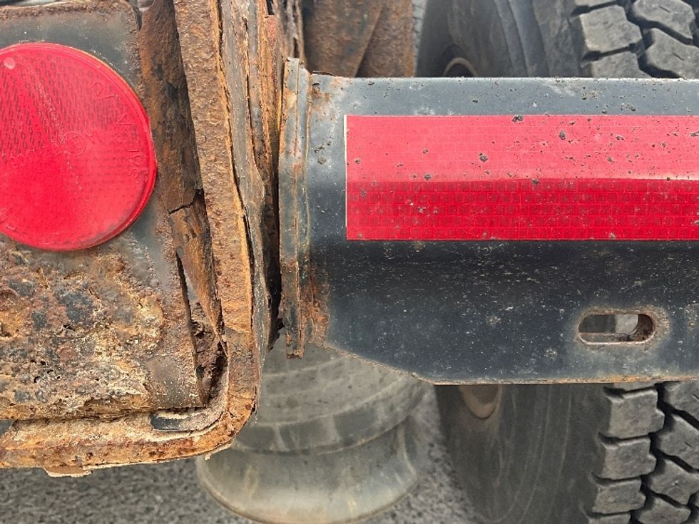 Day Cab Tractor-Heavy Duty Tractors-Freightliner-2019-T12664ST-Ottawa-ON-575,200\n\t\tkm-$ 61,250 - Image 19