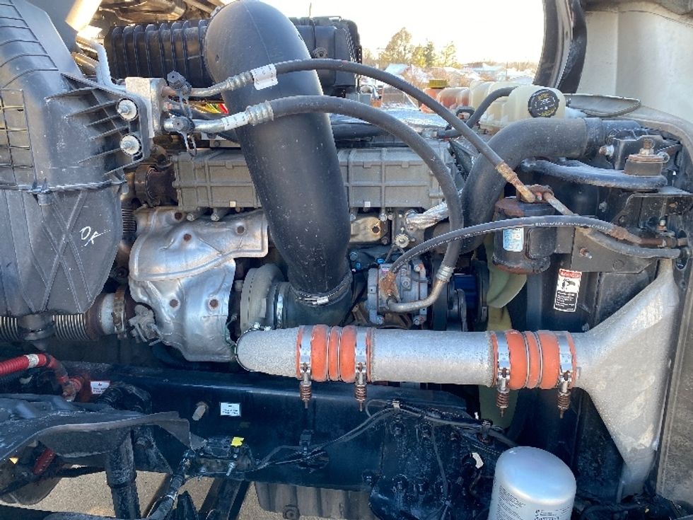 Day Cab Tractor-Heavy Duty Tractors-Freightliner-2019-T12664ST-Parkersburg-WV-540,473\n\t\tmiles-$ 40,750 - Image 15