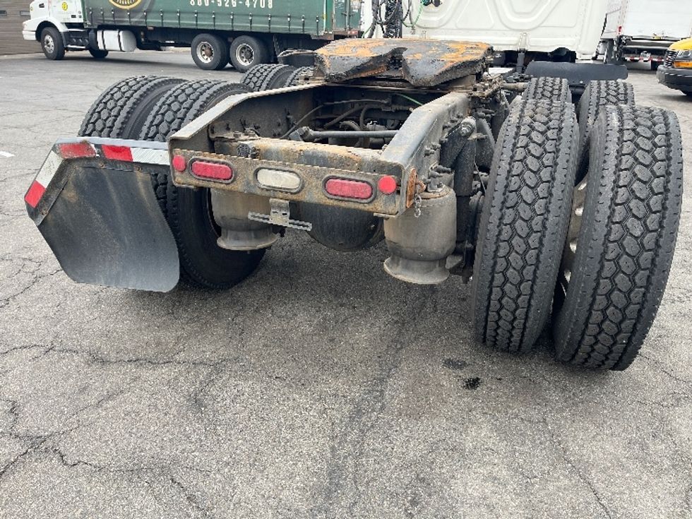 Day Cab Tractor-Heavy Duty Tractors-Freightliner-2019-T12664ST-Parsippany-NJ-344,537\n\t\tmiles-$ 55,250 - Image 19