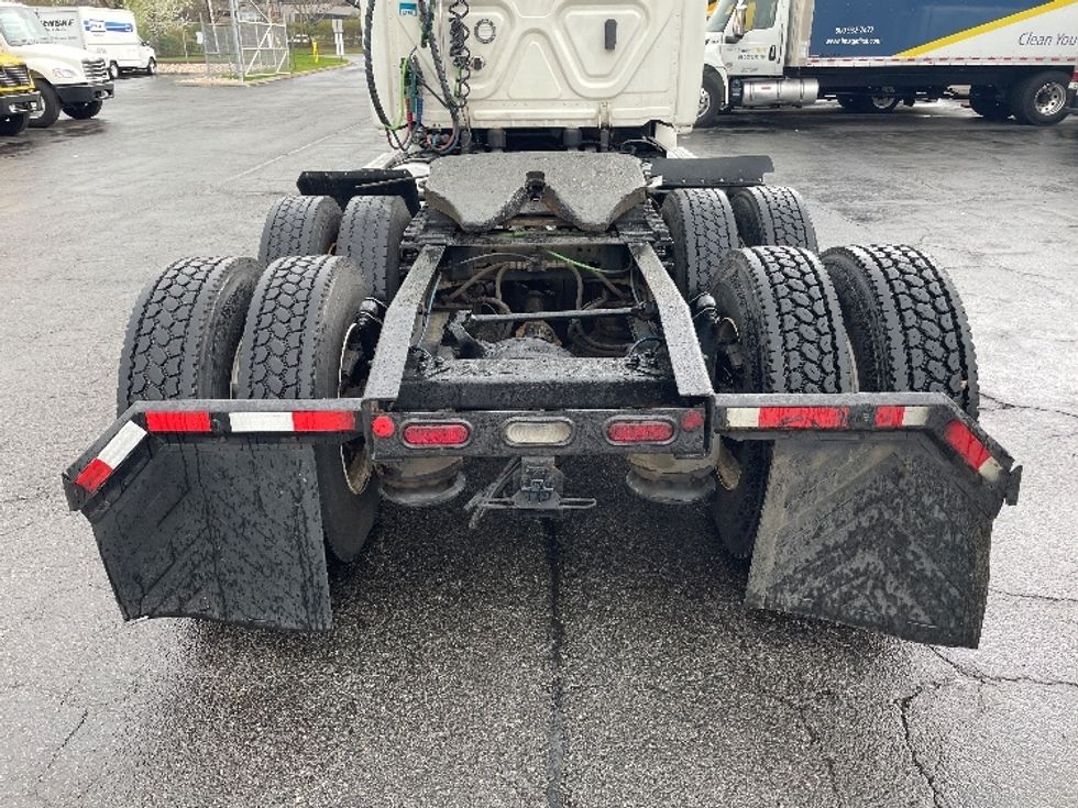 Day Cab Tractor-Heavy Duty Tractors-Freightliner-2019-T12664ST-Parsippany-NJ-345,425\n\t\tmiles-$ 53,750 - Image 6