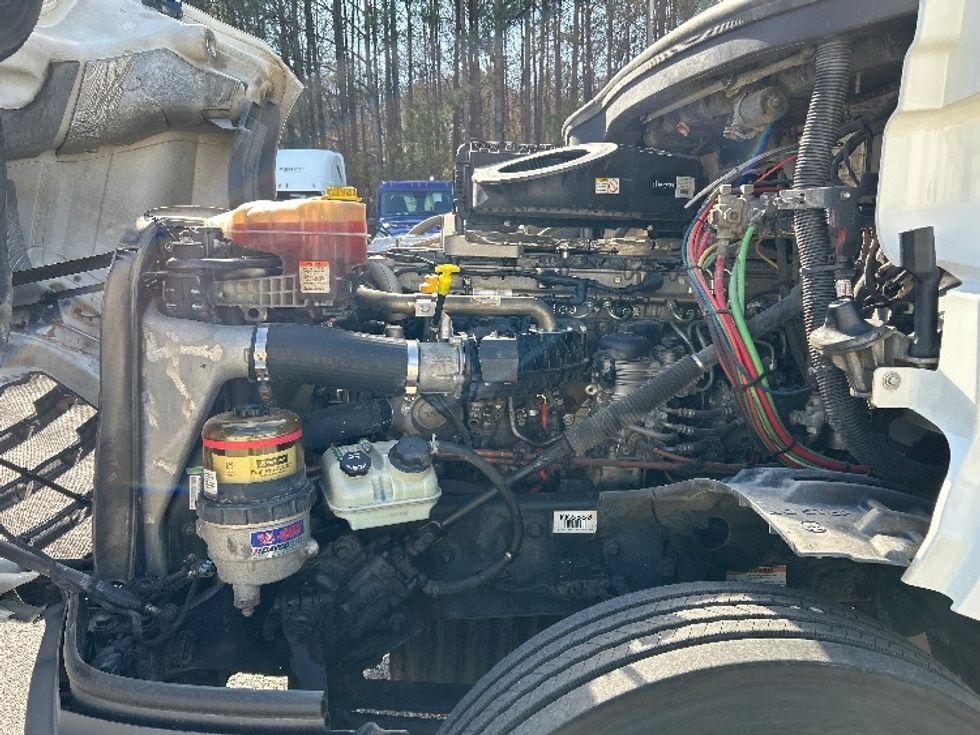 Day Cab Tractor-Heavy Duty Tractors-Freightliner-2019-T12664ST-Pell City-AL-456,328\n\t\tmiles-$ 41,500 - Image 16