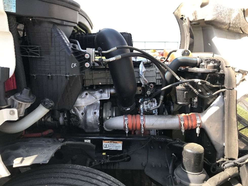 Day Cab Tractor-Heavy Duty Tractors-Freightliner-2019-T12664ST-Pell City-AL-608,726\n\t\tmiles-$ 32,500 - Image 15