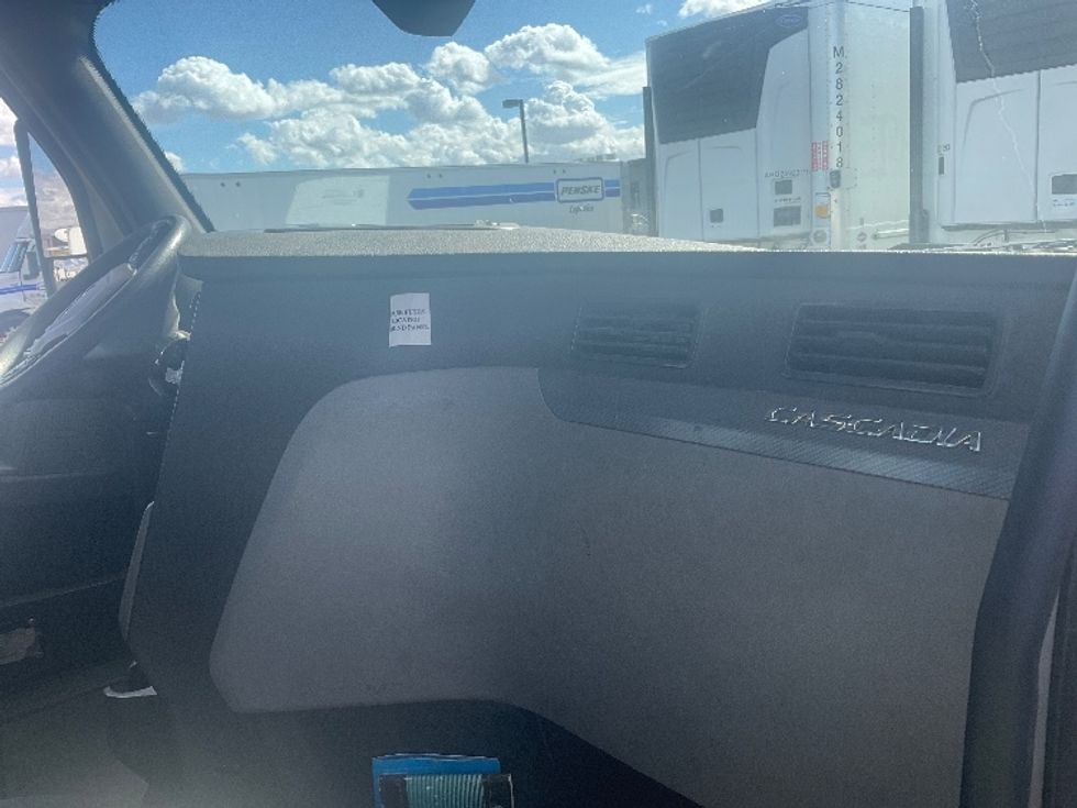 Day Cab Tractor-Heavy Duty Tractors-Freightliner-2019-T12664ST-Phoenix-AZ-366,442\n\t\tmiles-$ 43,250 - Image 13