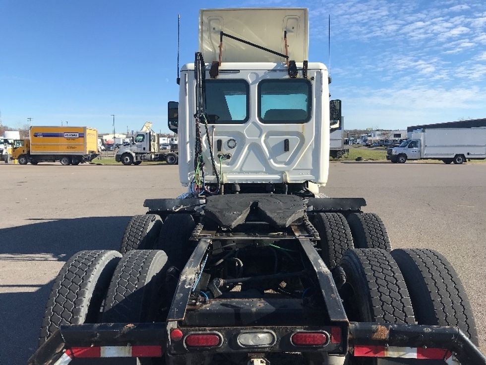 Day Cab Tractor-Heavy Duty Tractors-Freightliner-2019-T12664ST-Piqua-OH-383,028\n\t\tmiles-$ 55,250 - Image 6