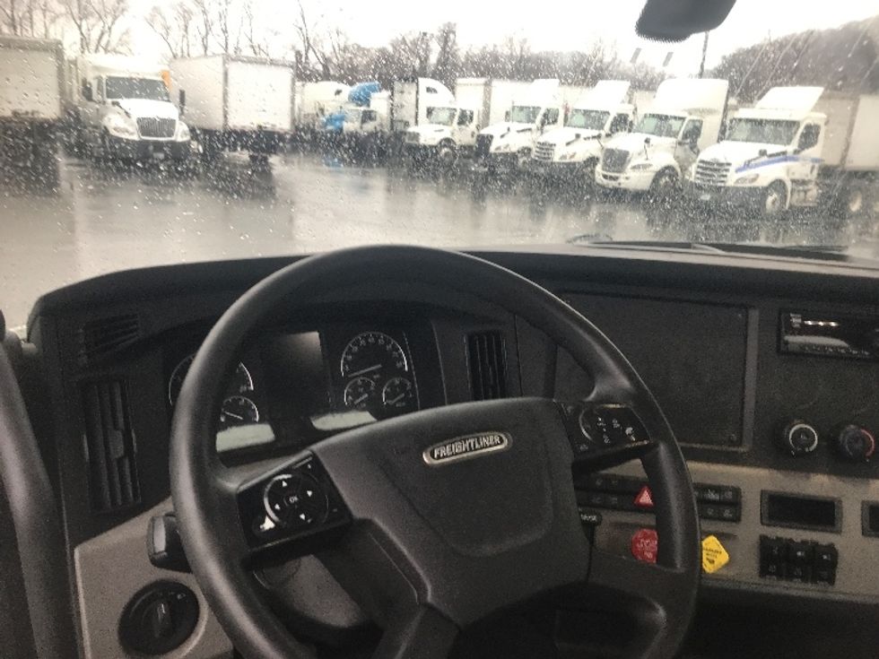Day Cab Tractor-Heavy Duty Tractors-Freightliner-2019-T12664ST-Pittsburgh-PA-414,356\n\t\tmiles-$ 51,000 - Image 11