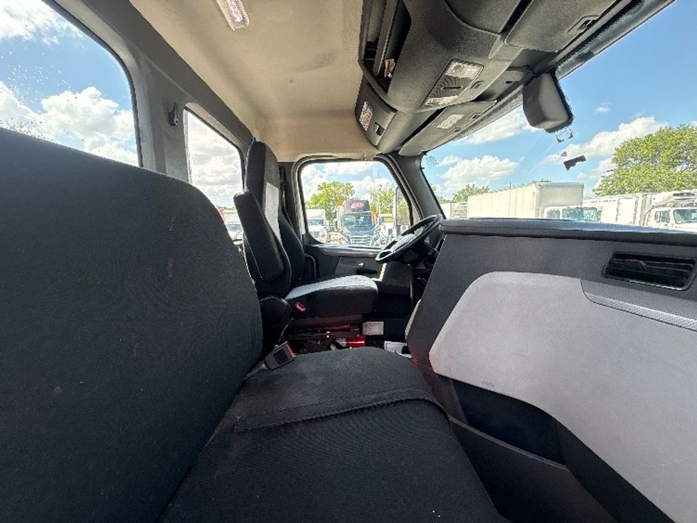 Day Cab Tractor-Heavy Duty Tractors-Freightliner-2019-T12664ST-Pompano Beach-FL-390,527\n\t\tmiles-$ 40,750 - Image 14