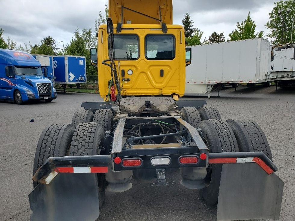 Day Cab Tractor-Heavy Duty Tractors-Freightliner-2019-T12664ST-Portland-OR-544,168\n\t\tmiles-$ 35,000 - Image 6