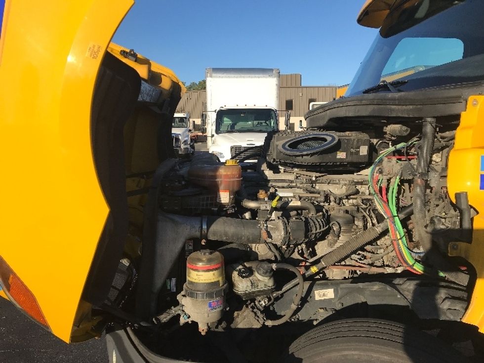 Day Cab Tractor-Heavy Duty Tractors-Freightliner-2019-T12664ST-Prince George-VA-575,257\n\t\tmiles-$ 30,000 - Image 14