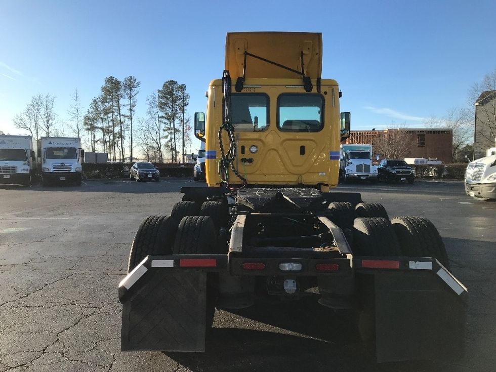 Day Cab Tractor-Heavy Duty Tractors-Freightliner-2019-T12664ST-Prince George-VA-575,257\n\t\tmiles-$ 30,000 - Image 6