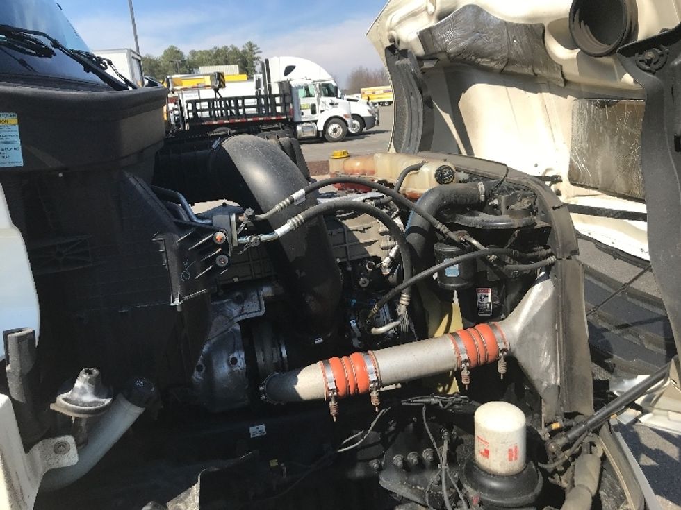Day Cab Tractor-Heavy Duty Tractors-Freightliner-2019-T12664ST-Prince George-VA-645,177\n\t\tmiles-$ 25,250 - Image 14