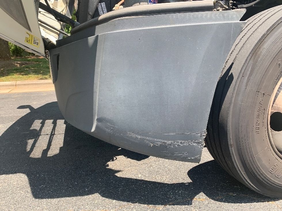 Day Cab Tractor-Heavy Duty Tractors-Freightliner-2019-T12664ST-Reading-PA-433,258\n\t\tmiles-$ 56,500 - Image 17