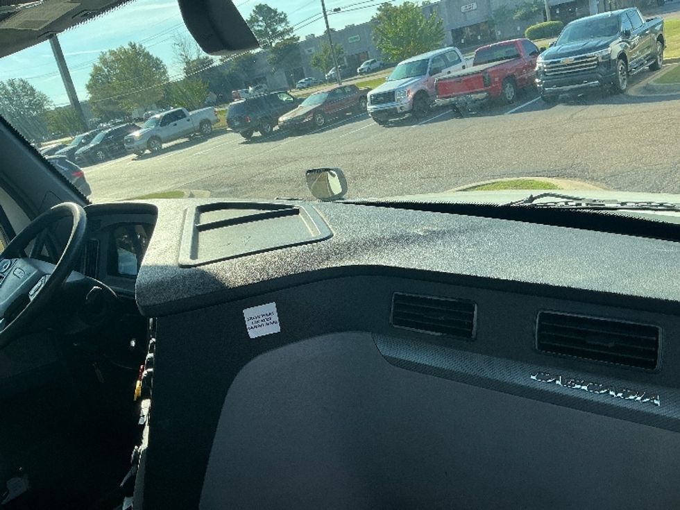 Day Cab Tractor-Heavy Duty Tractors-Freightliner-2019-T12664ST-Richland-MS-465,537\n\t\tmiles-$ 42,500 - Image 13