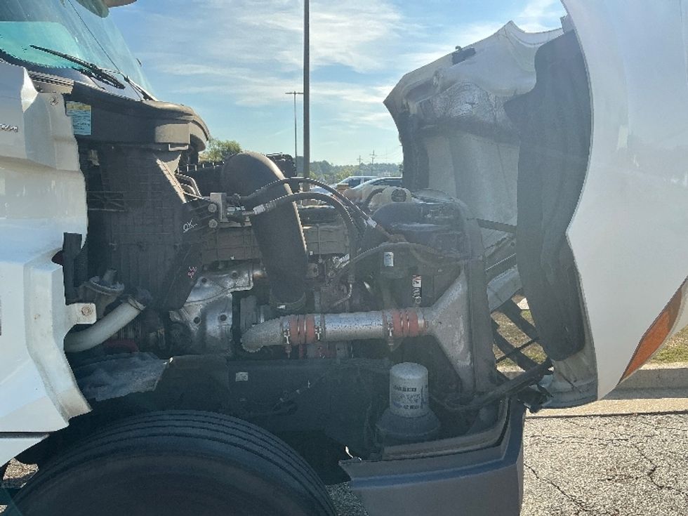 Day Cab Tractor-Heavy Duty Tractors-Freightliner-2019-T12664ST-Richland-MS-465,537\n\t\tmiles-$ 42,500 - Image 15