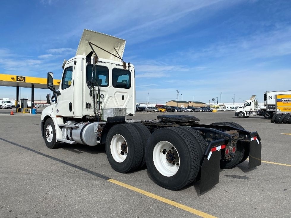 Day Cab Tractor-Heavy Duty Tractors-Freightliner-2019-T12664ST-Salt Lake City-UT-469,979\n\t\tmiles-$ 50,000 - Image 5