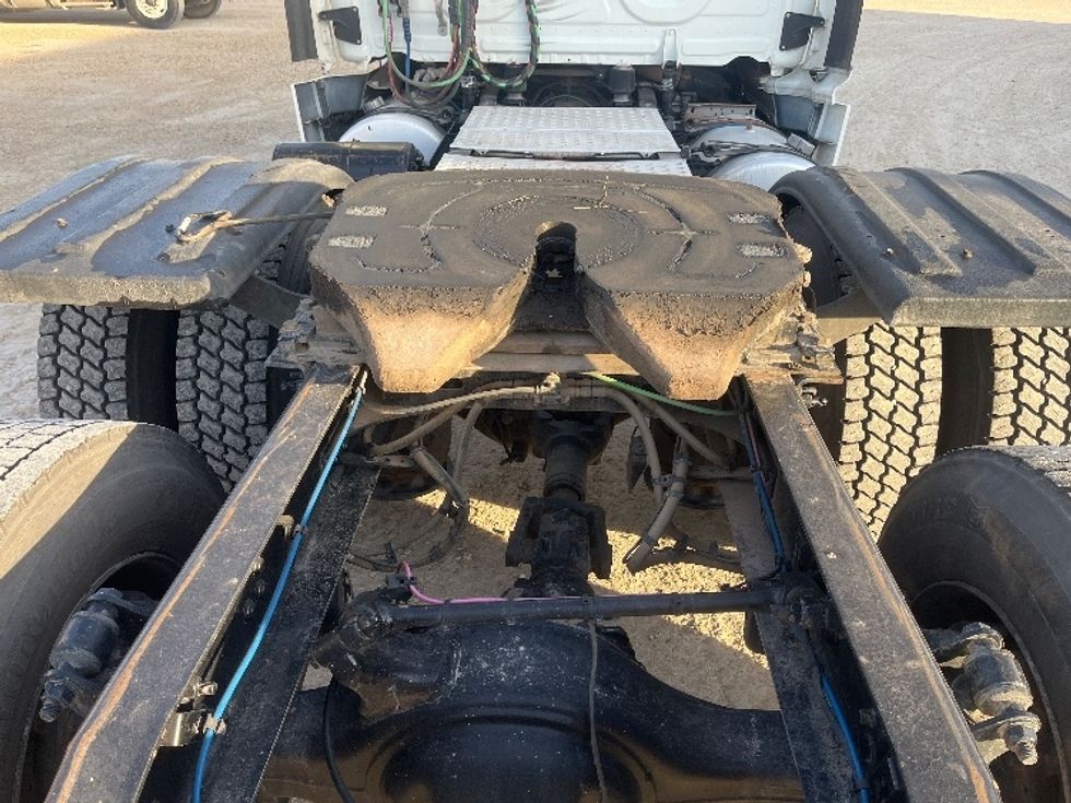 Day Cab Tractor-Heavy Duty Tractors-Freightliner-2019-T12664ST-San Angelo-TX-409,474\n\t\tmiles-$ 41,250 - Image 6